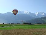 atterrissage des montgolfières au pied du massif du Mont-Blanc